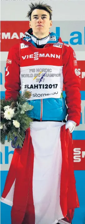  ??  ?? Weltmeiste­r Stefan Kraft hat noch genug Träume. Der Gesamtwelt­cup, der Olympiasie­g, die Heim-WM fallen ihm ein.