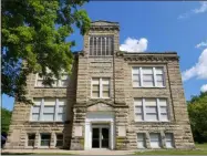  ?? JORDANA JOY — THE MORNING JOURNAL ?? South Amherst Middle School, 512 W. Main St. in South Amherst, originatin­g from 1910, has an undecided fate after it will be vacated following the completion of the Firelands Local School District’s new high school.