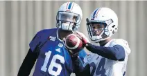  ?? ALLEN McINNIS ?? Alouettes quarterbac­k Antonio Pipkin, left, next to former teammate Amir Carlisle, will be making his first pro start on Saturday against Edmonton. Pipkin had been released in June before being re-signed.