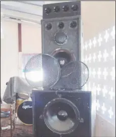  ??  ?? The tampered speakers