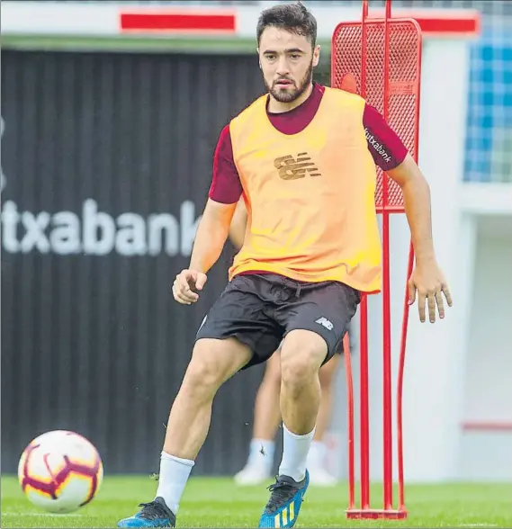  ?? FOTO: JUAN ECHEVERRÍA ?? Ilusionado Unai López ha vuelto más seguro de sí mismo tras su gran temporada en el Rayo y está con ganas de aportar su granito de arena en este Athletic de Berizzo