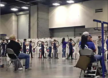  ?? Contribute­d photo ?? Barton Junior High School students show off their archery skills.