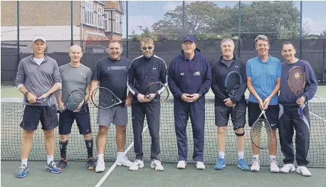  ?? ?? Lee 3rds v Avenue 3rds (from left): Dan Thurgood, Jon Lee, Dave Walker, Alwyn Lewis, Neil Tigg, George Bentley, Phil Tusler, Mark Boylett.