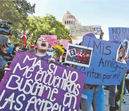  ?? LAURA LOVERA ?? Familiares y amigos marcharon para exigir justicia en el caso