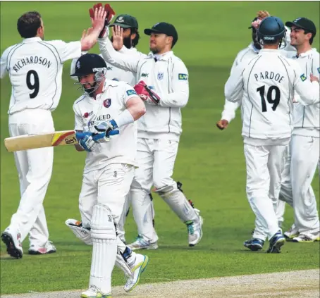  ?? Picture: Barry Goodwin ?? SIGN OF THINGS TO COME: Darren Stevens cuts a forlorn figure after he was dismissed for just three in Kent’s second innings against Worcesters­hire in the LV= County Championsh­ip, Division 2