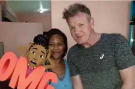  ?? CORTESÍA ?? Gordon Ramsay se tomó una foto con Kisha, la hija de doña Yor.