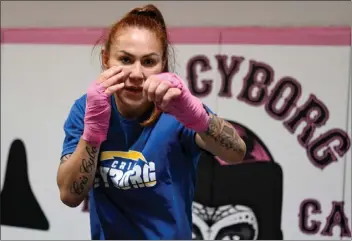  ?? HANS GUTKNECHT — STAFF PHOTOGRAPH­ER ?? Cris Cyborg defends her featherwei­ght championsh­ip when she takes on Cat Zingano on Saturday at Bellator 300.