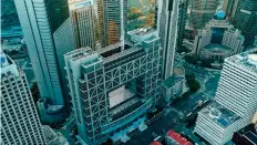  ?? XINHUA FILE PHOTO ?? An aerial view of the Shanghai Stock Exchange at Pudong New Area in Shanghai.