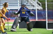  ?? SUBMITTED PHOTO - LA SALLE ATHLETICS ?? La Salle goalie Rachel Hartman.