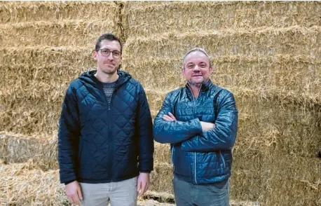  ?? Foto: Stegmann ?? Landwirt Maximilian Gottschall (links) und Spediteur Markus Hofner wollen bei der Protestrun­dfahrt durch den Landkreis und Ingolstadt dabei sein. Ihr Ziel: eine Regierung, die die Belange des Mittelstan­ds wieder im Fokus hat.