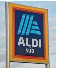  ?? Foto: Sina Schuldt, dpa ?? Der Discounter Aldi fordert seine Liefe ranten auf, ihre Produkte auf Glyphosat hin zu untersuche­n.