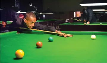  ??  ?? CUE KING: Cape Town star Mutalieb Allie was crowned the Spar South African Snooker Champion for the first time in Port Elizabeth.