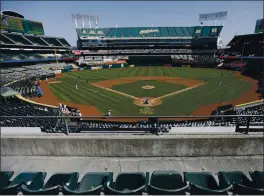  ?? NHAT V. MEYER — STAFF ARCHIVES ?? The A’s play the Chicago White Sox during Game 1 of the American League wild card series at the Coliseum on Sept. 29. The site is now called RingCentra­l Coliseum.