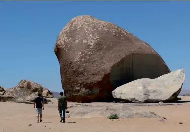  ??  ?? ABOVE: Giant Rock, where Van Tassel once hosted his ‘Spacecraft Convention­s’, drawing crowds of saucer fans eager to meet their Venusian space brothers. BELOW: The headquarte­rs of the Aetherius Society, still battling to save humankind.