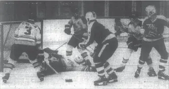  ?? MICHAEL LEA EXAMINER FILE PHOTO ?? Bobby Attwell scores the winning goal in overtime to crown the Peterborou­gh Petes as the 1979 Memorial Cup champions.