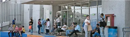  ?? ?? Las autoridade­s de Salud invitan a la gente a vacunarse