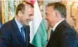  ?? Archivfoto: dpa ?? Weber (links) mit Orbán.