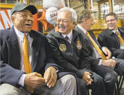  ?? Santiago Mejia / Special to The Chronicle 2016 ?? Giants legend Willie Mays shares a laugh with Mayor Ed Lee at the Cable Car Museum on Mays’ 85th birthday.