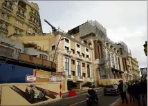  ??  ?? Fortement alcoolisée, la jeune femme s’est prise pour une pilote en pleine nuit, notamment avenue d’Ostende.