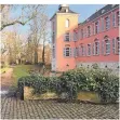  ?? RP-FOTO: BRABECK ?? Ziel der Feierabend­tour ist Schloss Kalkum.