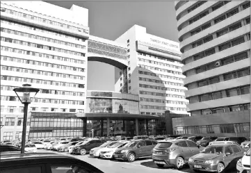  ??  ?? Tianjin First Centre Hospital, right, and the Oriental Organ Transplant Centre, left, in Tianjin.