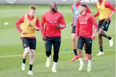  ?? Agence France-presse ?? ↑
Belgium’s players warm up during a training session ahead of their UEFA Nations League semifinal match against France.