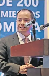  ??  ?? Eduardo Medrano, presidente de la Asociación Mexicana de Manufactur­a de Moldes y Troqueles