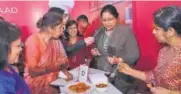  ??  ?? Mothers of all teams were a part of the jury, in addition to the chief guest Chef Manisha Bhasin