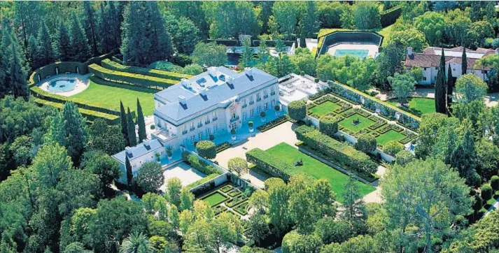  ?? Hilton & Hyland ?? AT $350 MILLION, the asking price for this Bel-Air estate (the home of the fictional Clampett clan) is the highest for a residentia­l listing in the United States.