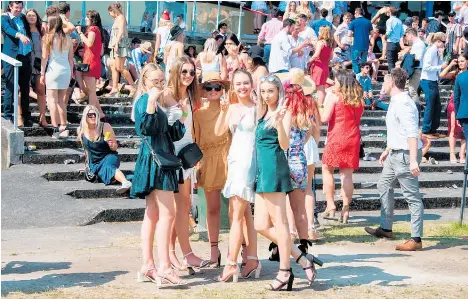 Stunning weather for day at the races - PressReader