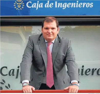  ?? JOSÉ ÁNGEL GARCÍA ?? Juan Antonio González, responsabl­e de Caja de Ingenieros en Andalucía.
