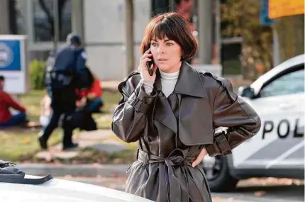  ?? .CORTESÍA UNIVERSAL. ?? Serinda Swan interpreta a la Dra. Jenny Cooper, una forense viuda que investiga muertes dudosas en Toronto, Canadá