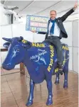  ?? FOTO: RYANAIR ?? Ryanair-Marketing-Chef Kenny Jacobs stellt in Memmingen die neuen Ziele vor.