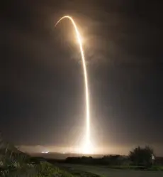  ?? Michael Peterson, Space Force, via The Associated Press ?? The Spacex Falcon 9 rocket launches with the Double Asteroid Redirectio­n Test spacecraft onboard Tuesday at Vandenberg Space Force Base in California.