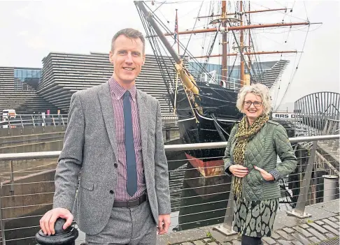  ??  ?? Allan McEwan, CityFibre’s Dundee manager, and Alison Henderson, Dundee & Angus Chamber of Commerce CEO.