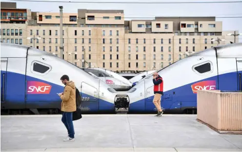  ?? Foto: AFP/Bertrand Langlois ?? Auch in Marseille bewegte sich nichts auf den Schienen.