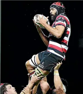  ??  ?? Matiaha Martin wins lineout ball during the round one Mitre 10 Cup match between Counties Manukau and Auckland at ECOLight Stadium.