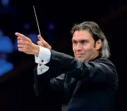  ?? ?? Sul podio Vladimir Jurowski