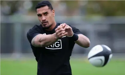  ?? Photograph: David Rogers/Getty Images ?? Jerome Kaino passes the ball during an All Blacks training session in London, in 2017.