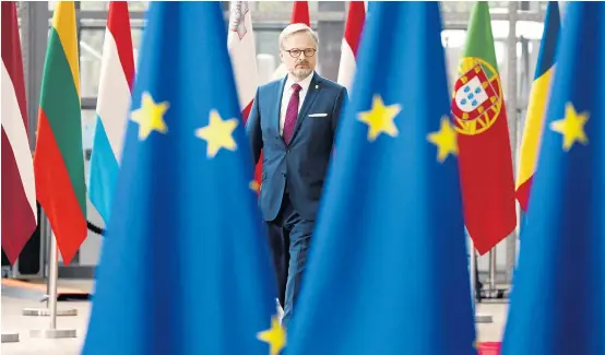  ?? ?? Vorige Woche absolviert­e Tschechien­s Premier Petr Fiala seinen letzten EU-Gipfel unter französisc­hem Vorsitz. Ab Juli ist er selbst an der Reihe.