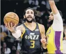  ?? FOTO: AP ?? Ricky Rubio, ante los Lakers