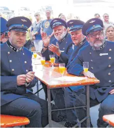  ?? FOTO: SILVIA MÜLLER ?? Auch die Eisenbahnf­reunde waren beim Fest dabei.