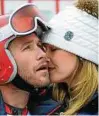  ??  ?? Bode Miller mit seiner Frau Morgan am Rande eines Rennens.