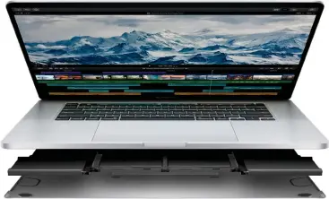  ??  ?? Nicht oft genug würdigen kann man Apples bereits vor über zehn Jahren durchgefüh­rten Schritt zum Unibody-design der Mobil-macs.