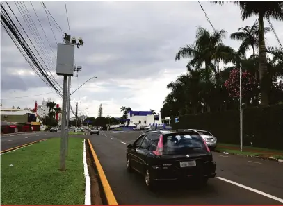  ?? Marcos Zanutto ?? Segundo a Companhia Municipal, Londrina tem 18 radares fixos