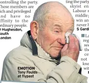  ??  ?? EMOTION Tony Foulds at flypast