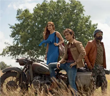  ??  ?? Ali Zafar and Maya Ali alongside Faisal Qureshi in a scene from Teefa in Trouble which releases this weekend in the UAE