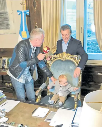  ??  ?? Mirko. El hijo de Marley estuvo en el despacho de Macri en la Casa Rosada y provocó la risa del Presidente.