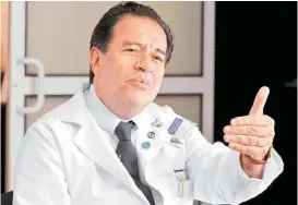  ?? JORGE GONZALEZ ?? El médico, presente en el congreso realizado en Malasia.
