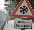  ?? Symbolfoto: wwi ?? Auf Straßen kann Glatteis entstehen, obwohl zuvor Salz gestreut wurde. Das passierte bei Wolferstad­t.